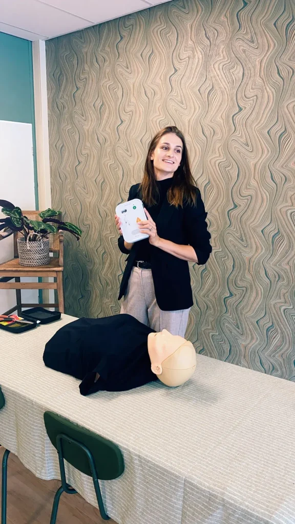 reanimatie oefenen tijdens BHV cursus Tilburg